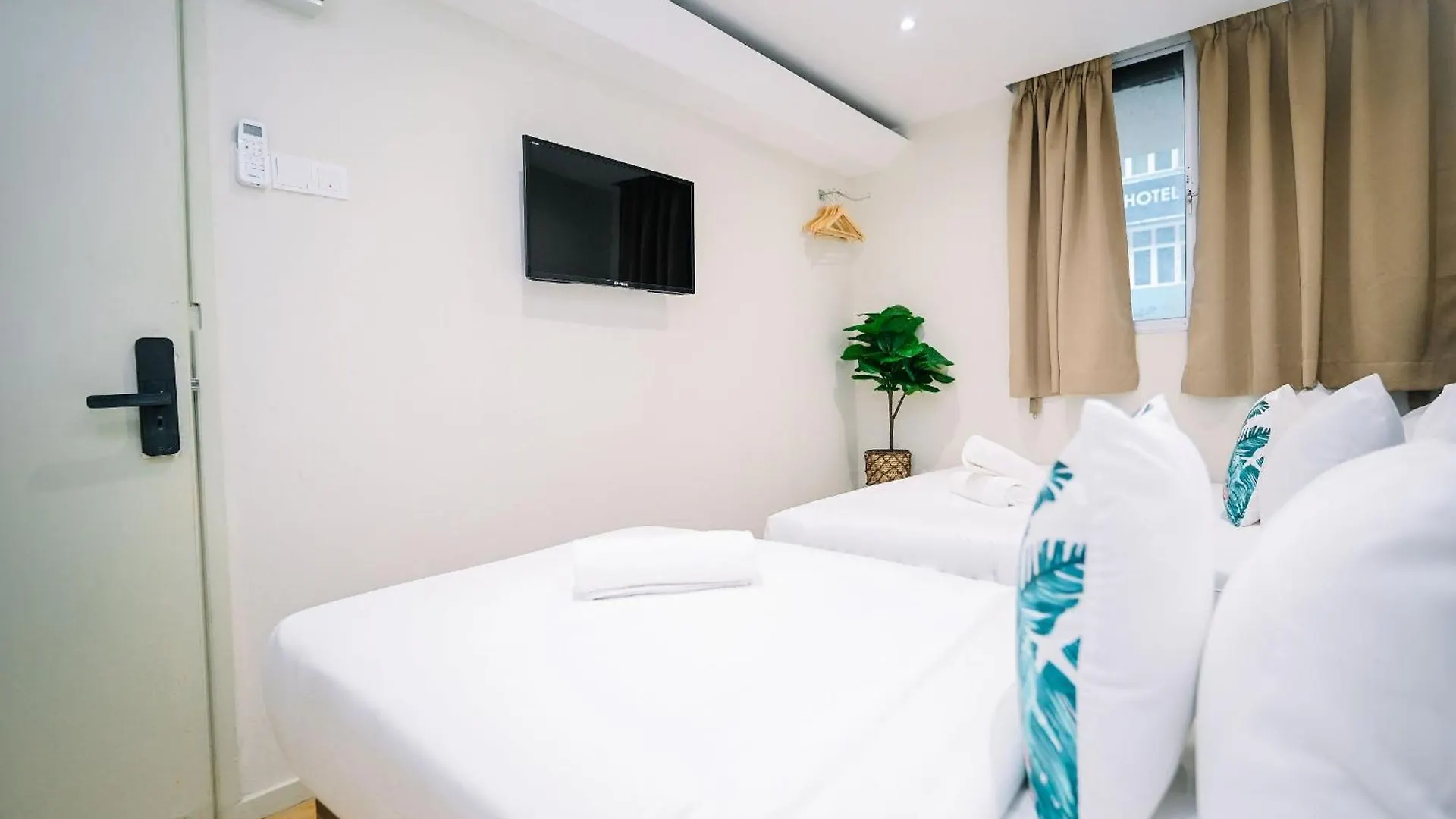 Swing & Pillows - 83 Hotel Bukit Bintang Kl Kuala Lumpur