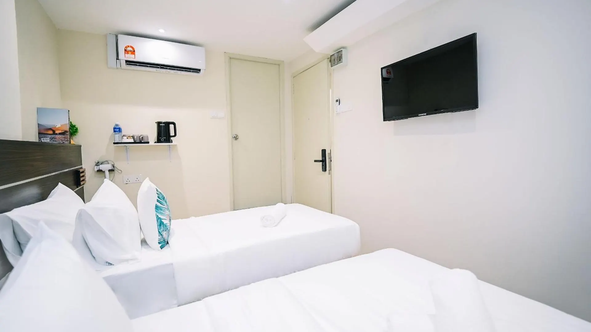 Swing & Pillows - 83 Hotel Bukit Bintang Kl Kuala Lumpur