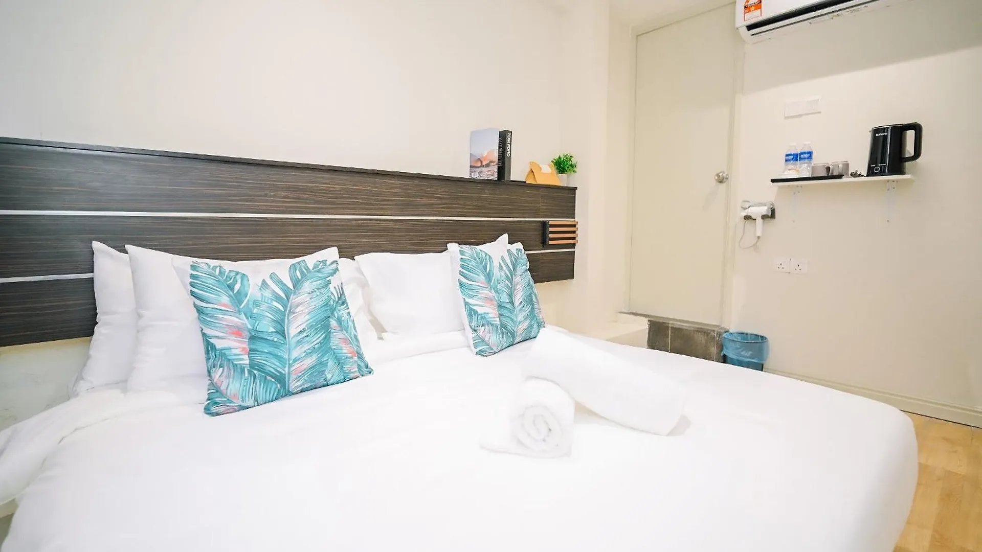 Swing & Pillows - 83 Hotel Bukit Bintang Kl Kuala Lumpur